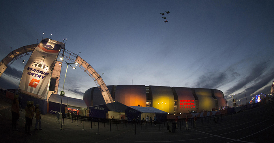 F35 aircraft flyover University of Phoenix stadium Arizona