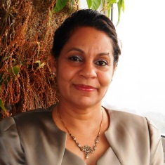 Ana Maria Menezes
